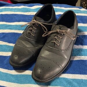 Perry Ellis Men's Classic Soft Black Leather Brogue Oxfords 10.5